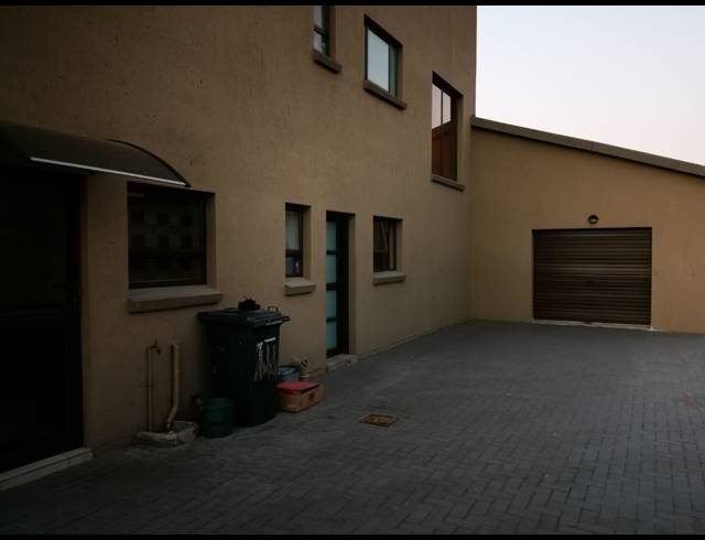 3 BEDROOM HOUSE SOLD IN THERESAPARK